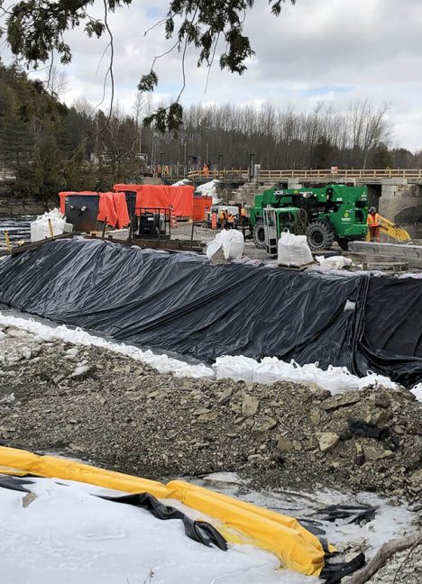 Batardeau et dérivation de cours d’eau - Drainage, canalisation et dérivation de cours d’eau - Environnement - Produit de Terraquavie Envionnement & Géosynthétique - Manufacturier de solutions environnementales pour la construction, le génie civil, le génie minier et l’industrie